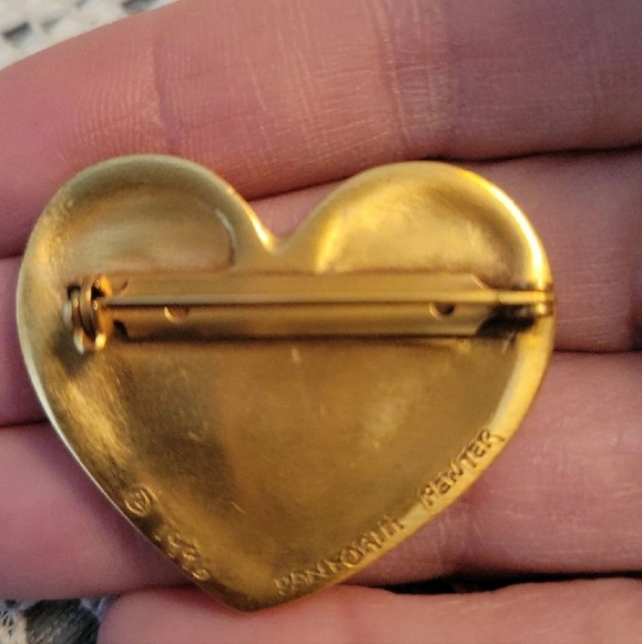 Danforth Pewter Goldtone Scroll Heart Brooch - Picture 2 of 2